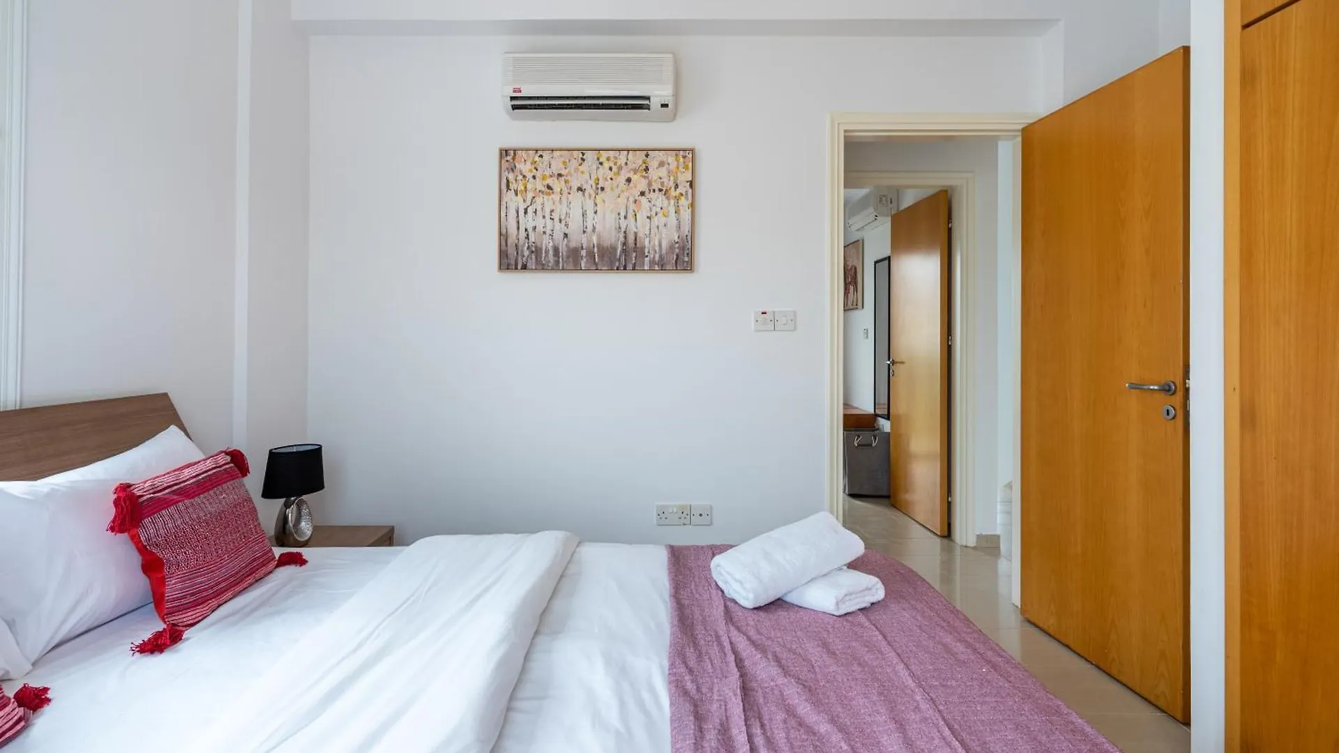 Breezybee 3-Bedroom Villa And Pool In Protaras 0*,  Cyprus