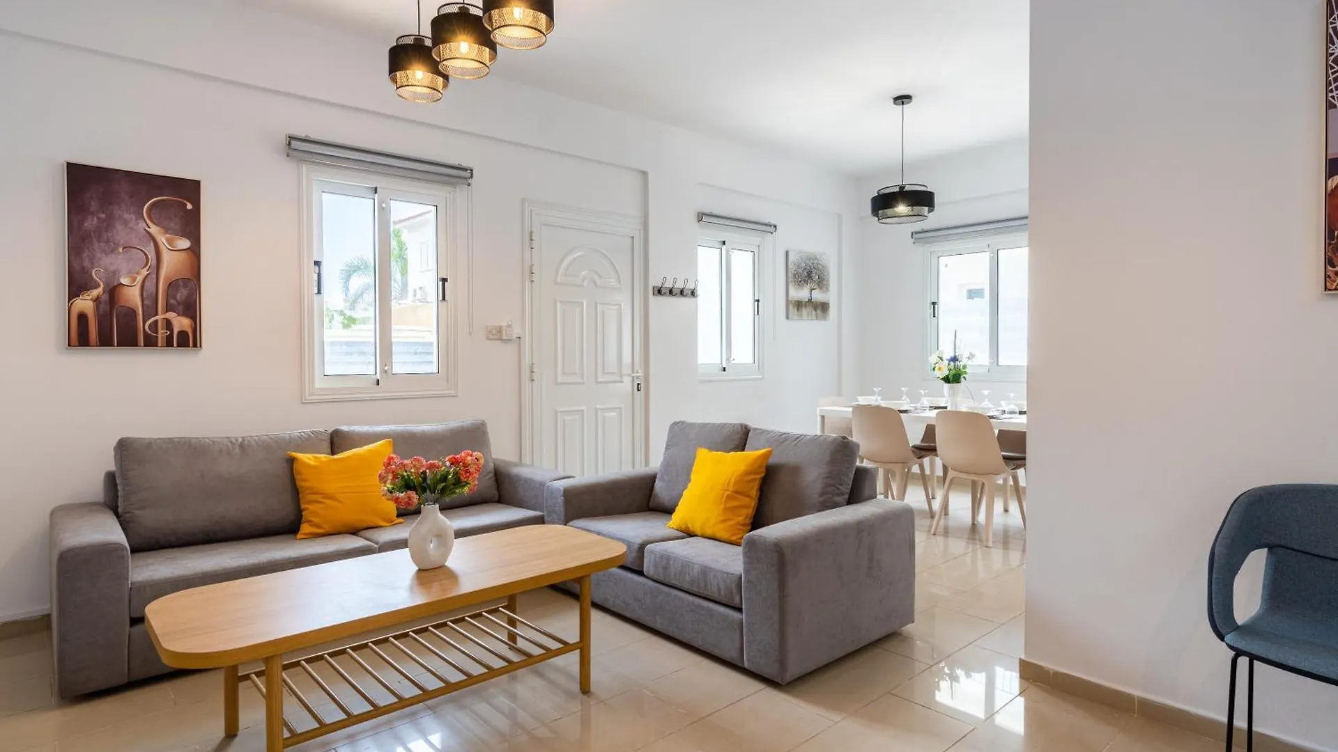 Breezybee 3-Bedroom Villa And Pool In Protaras